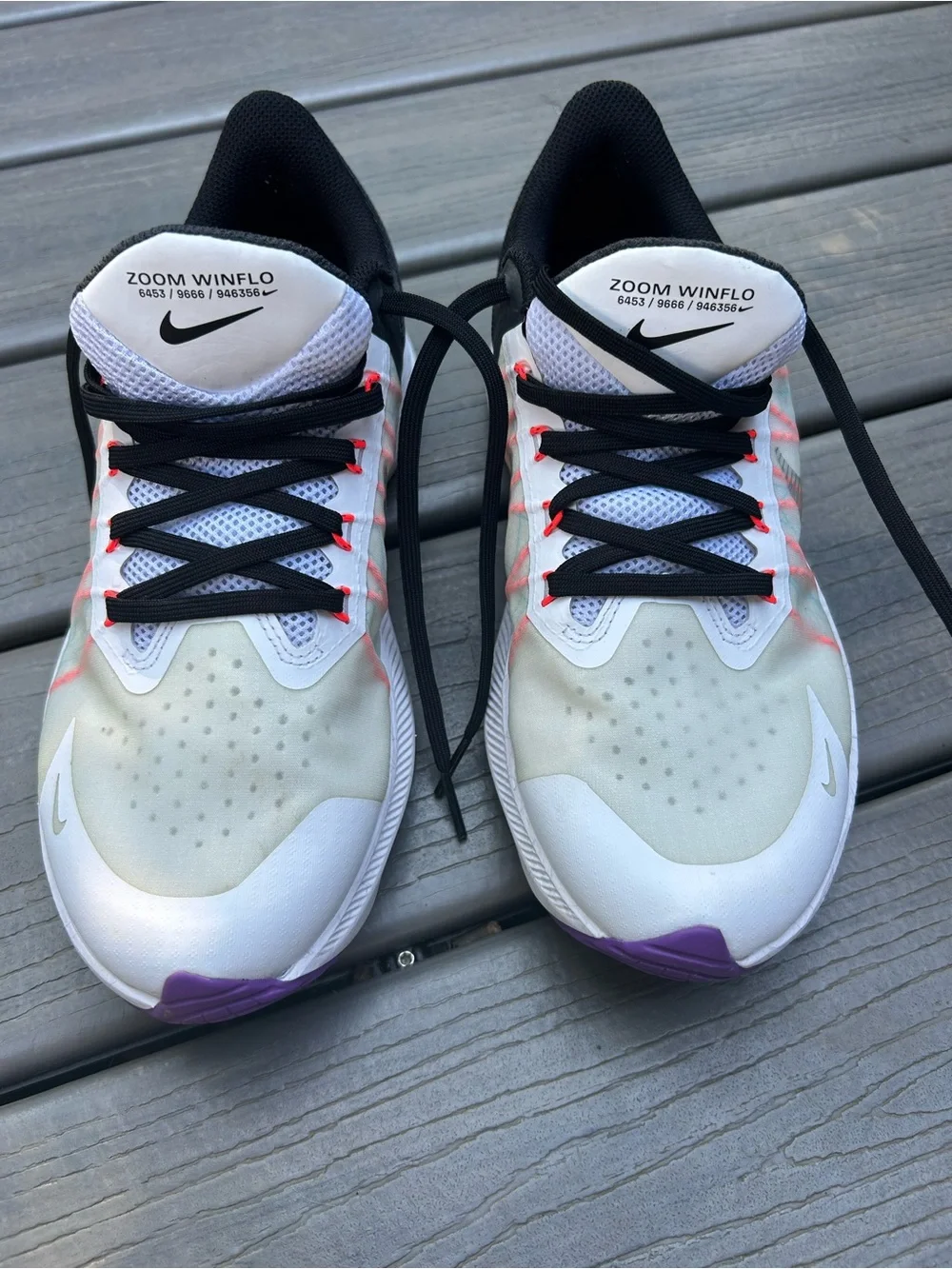 NIKE ZOOM WINFLO air zoom running shoe never worn excellent condition